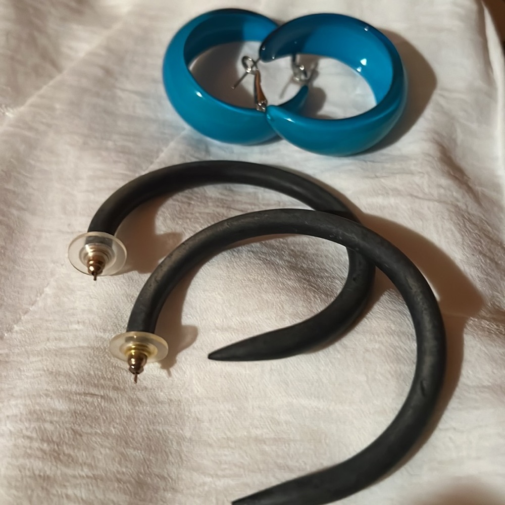 Two pair of boutique purchased earrings. See Size in picture.